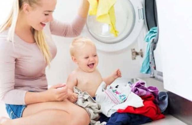 Giặt là quần áo cho trẻ sơ sinh